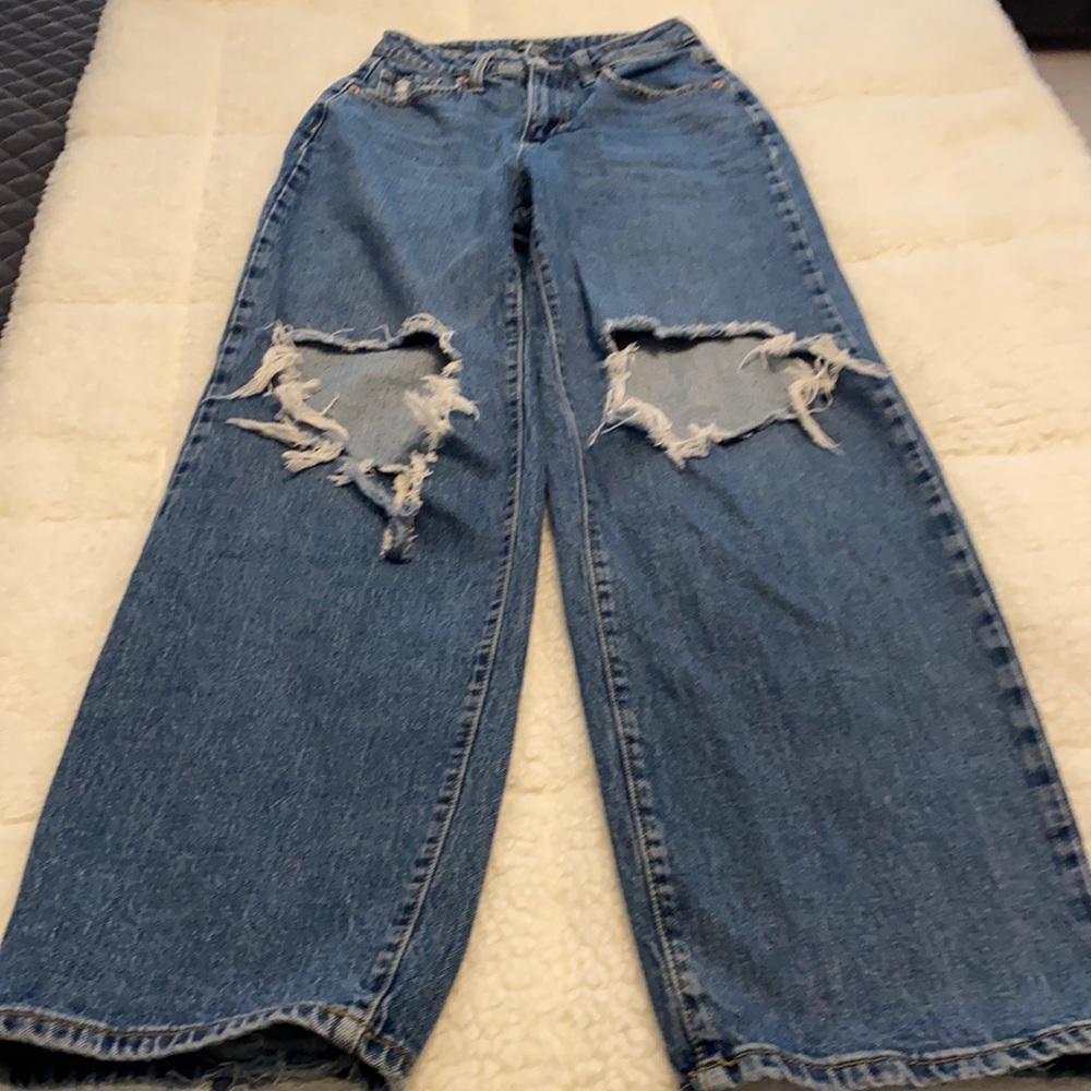 Jeans - Baggy, High Rise Wild Fable Jeans.           Size 00/24R